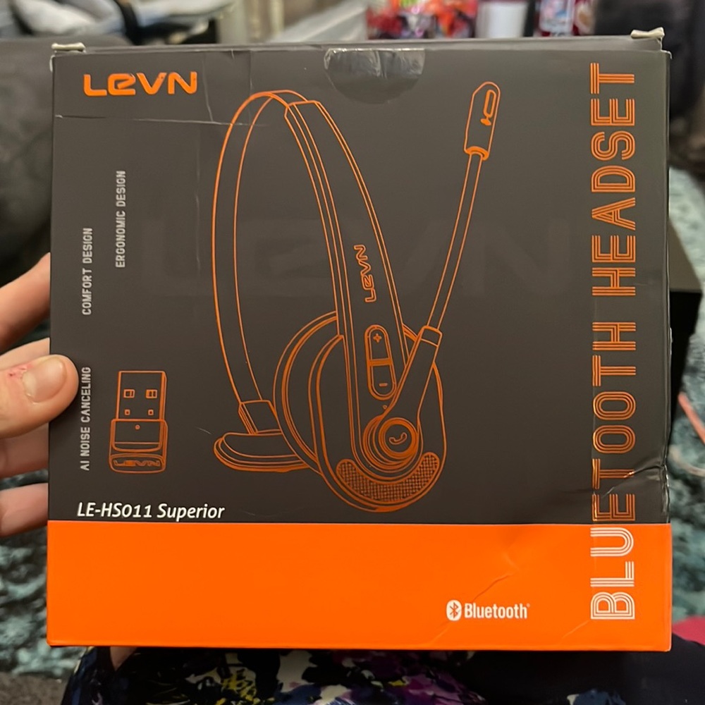 Levn Bluetooth headset gaming noise cancelling comfort
